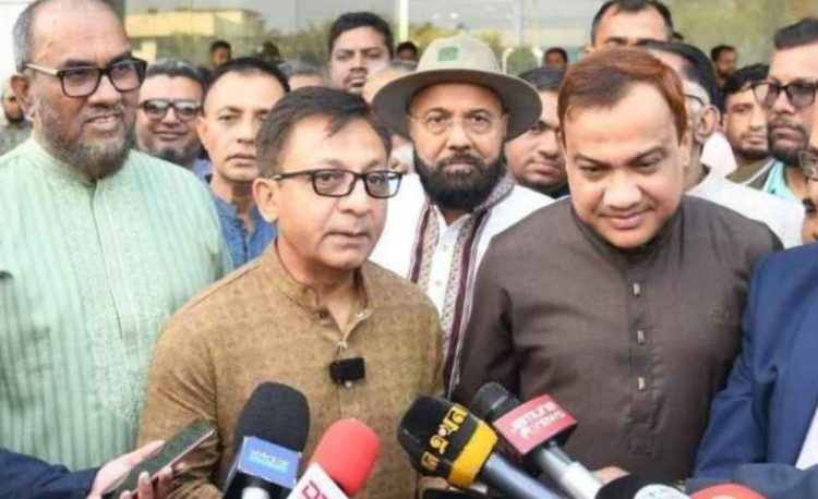 রমজানে বাজার স্থিতিশীল রাখতে পর্যাপ্ত পণ্য মজুত আছে : বাণিজ্যমন্ত্রী 