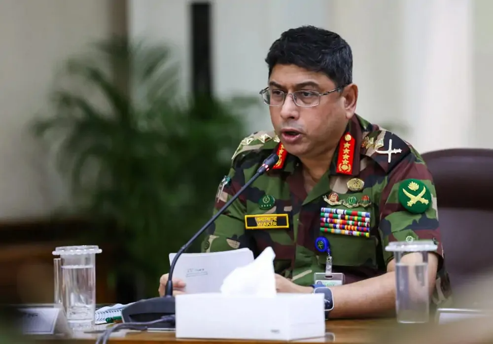 নতুন সরকার বললেই ব্যারাকে ফিরবে সেনাবাহিনী: সেনাপ্রধান