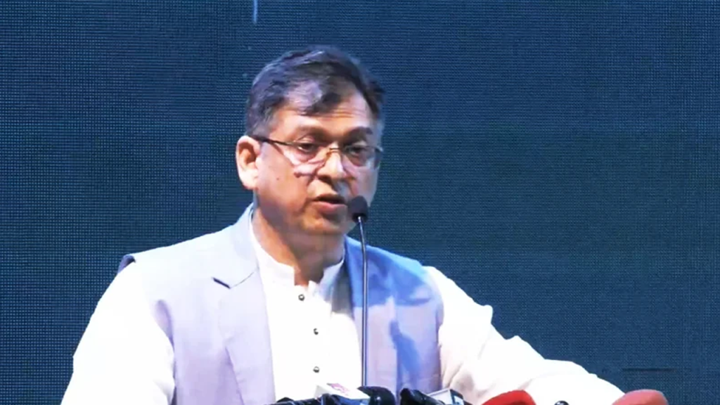 হাসিনাকে ভারত থেকে ফিরিয়ে এনে বিচারের মুখোমুখি করা হবে : সালাহউদ্দিন আহমেদ