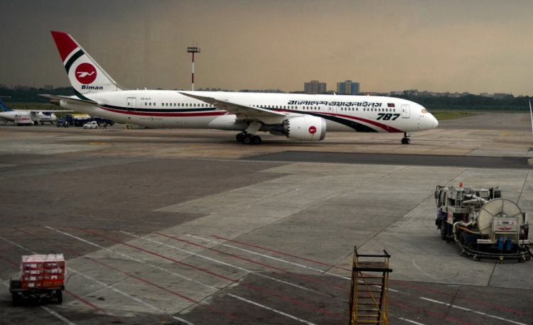 বাংলাদেশ থেকে মধ্যপ্রাচ্যের সব ফ্লাইট স্থগিত