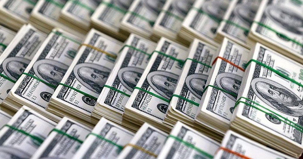 নির্বাচনের আগমুহূর্তে রেমিট্যান্সে তৃতীয় সর্বোচ্চ রেকর্ড গড়ল বাংলাদেশ