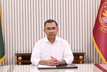 ঈদের ছুটি শুরু হলেও সচিবালয়ে অফিস করছেন প্রধানমন্ত্রী