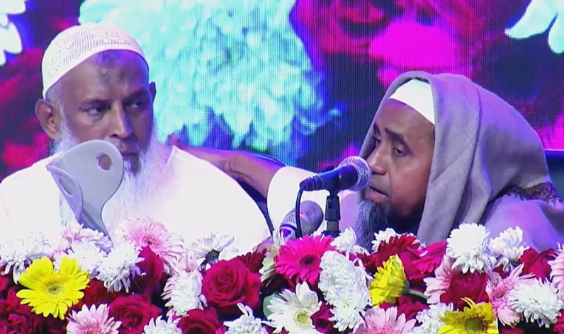 ধর্মমন্ত্রীকে যে আহ্বান জানালেন জাতীয় মসজিদের খতিব