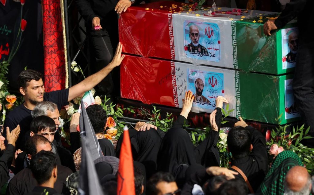 আমেরিকা-ইসরাইলের যৌথ হামলায় ইরানে নিহত ১০০০ ছাড়াল