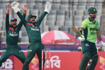 শ্বাসরুদ্ধকর ম্যাচে পাকিস্তানকে হারিয়ে সিরিজ জয় বাংলাদেশের