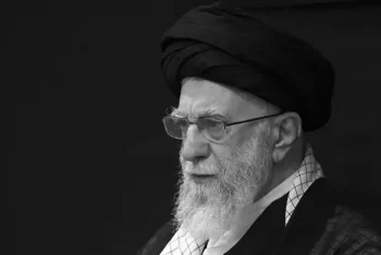 আয়াতুল্লাহ আলী খামেনির আহত স্ত্রী মারা গেছেন