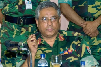 ‘এক-এগারোর’ আলোচিত জেনারেল মাসুদ গ্রেফতার