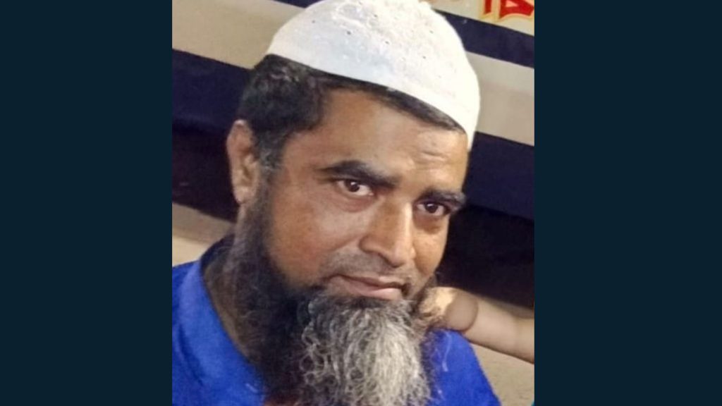 যুবদল নেতার ‘গরু চুরির’ কথা ফেসবুকে বলায় যুবককে পিটিয়ে হত্যা