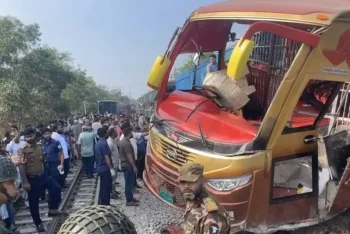 সড়কে সাত দিনে ২০৪ মৃত্যু, সরকারি হিসাবে কম দেখানো নিয়ে প্রশ্ন