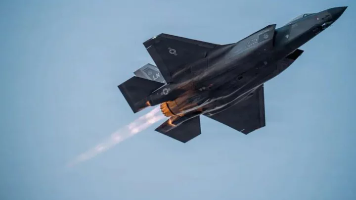 ইরানের ‘হামলায় ক্ষতিগ্রস্ত’ মার্কিন এফ-৩৫ যুদ্ধবিমানের জরুরি অবতরণ