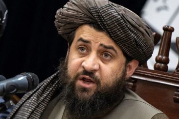 প্রতিটি বেসামরিক শহীদের বিপরীতে কয়েক ডজন পাকিস্তানি সেনা নিহত হয়েছে : আফগান প্রতিরক্ষামন্ত্রী