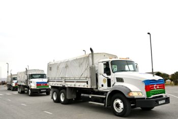 উত্তেজনার মধ্যে ইরানে মানবিক সহায়তা পাঠাল আজারবাইজান