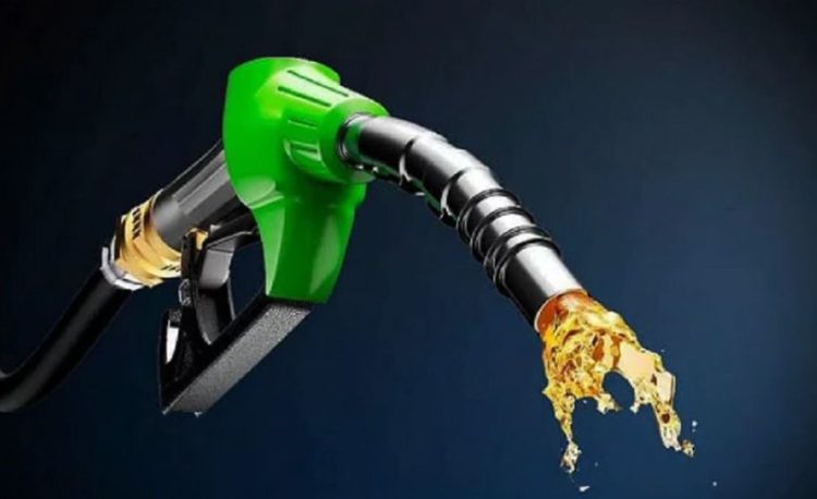 মোটরসাইকেলে সর্বোচ্চ তেল ২ লিটার, প্রাইভেটকারে ১০ লিটার