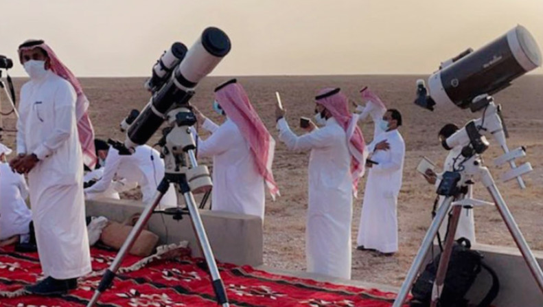 চাঁদ দেখা যায়নি, সৌদি আরবে ঈদুল ফিতর শুক্রবার