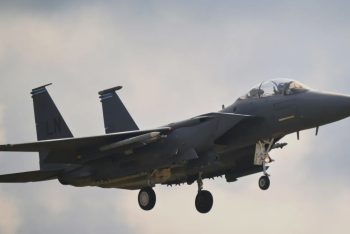 ভূপাতিত মার্কিন এফ-৩৫ যুদ্ধবিমানের পাইলটকে খুঁজতে ইরানের পুরস্কার ঘোষণা