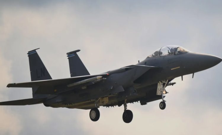 ভূপাতিত মার্কিন এফ-৩৫ যুদ্ধবিমানের পাইলটকে খুঁজতে ইরানের পুরস্কার ঘোষণা