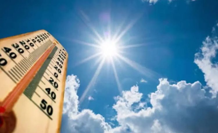 রাজধানীতে তাপপ্রবাহের দাপট, বাড়বে গরম