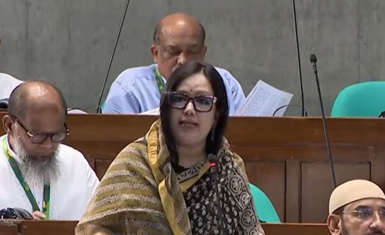 আমাদের হাসপাতালটা নিজেই একটা রোগীর মতো: রুমিন ফারহানা