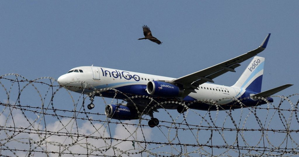 পাকিস্তানের আকাশসীমায় ভারতীয় বিমানে নিষেধাজ্ঞা