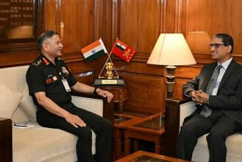 প্রতিরক্ষা সহযোগিতা জোরদারের লক্ষ্যে ভারতীয় সেনাপ্রধানের সঙ্গে বাংলাদেশের হাইকমিশনারের সাক্ষাৎ