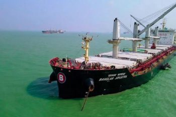 বাংলার জয়যাত্রা জাহাজকে হরমুজ পার হতে দিচ্ছে না ইরান