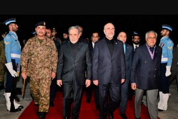 ইসলামাবাদে ইরানের প্রতিনিধিদল; যোগ দিচ্ছেন মার্কিন ভাইস প্রেসিডেন্ট