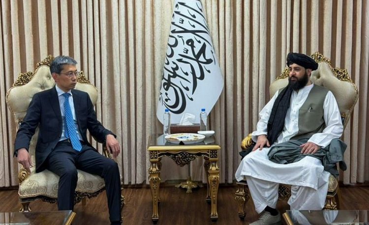 কাবুলে আফগান প্রতিরক্ষমন্ত্রী ও চীনা রাষ্ট্রদূতের বৈঠক;  নিরাপত্তা সহযোগিতা নিয়ে আলোচনা