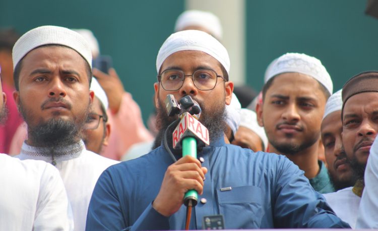 বিশ্বে চলছে আধিপত্যের লড়াই, বাংলাদেশে চলছে ছাত্রদল-ছাত্রশিবিরের যুদ্ধ : ইসলামী ছাত্র আন্দোলন