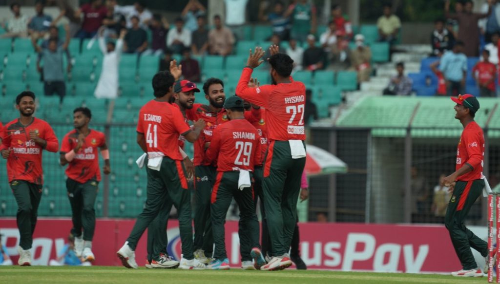 রেকর্ড গড়া জয়ে টি-টোয়েন্টি সিরিজ শুরু করল টাইগাররা