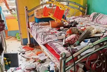গত ২৪ ঘন্টায় আফগানিস্তানে ২০০টির বেশি ক্ষেপণাস্ত্র হামলা করেছে পাকিস্তান