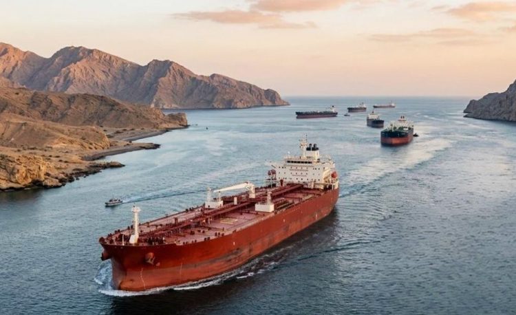 লেবাননে ইসরায়েলের আক্রমণ, ফের বন্ধ হরমুজ প্রণালি