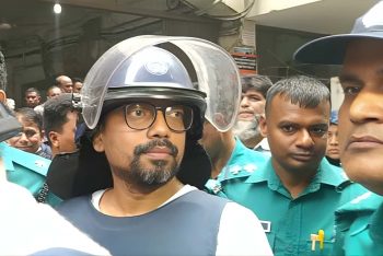 আদালতে নেওয়ার পথে প্রিজনভ্যান দুর্ঘটনায় আহত পলক