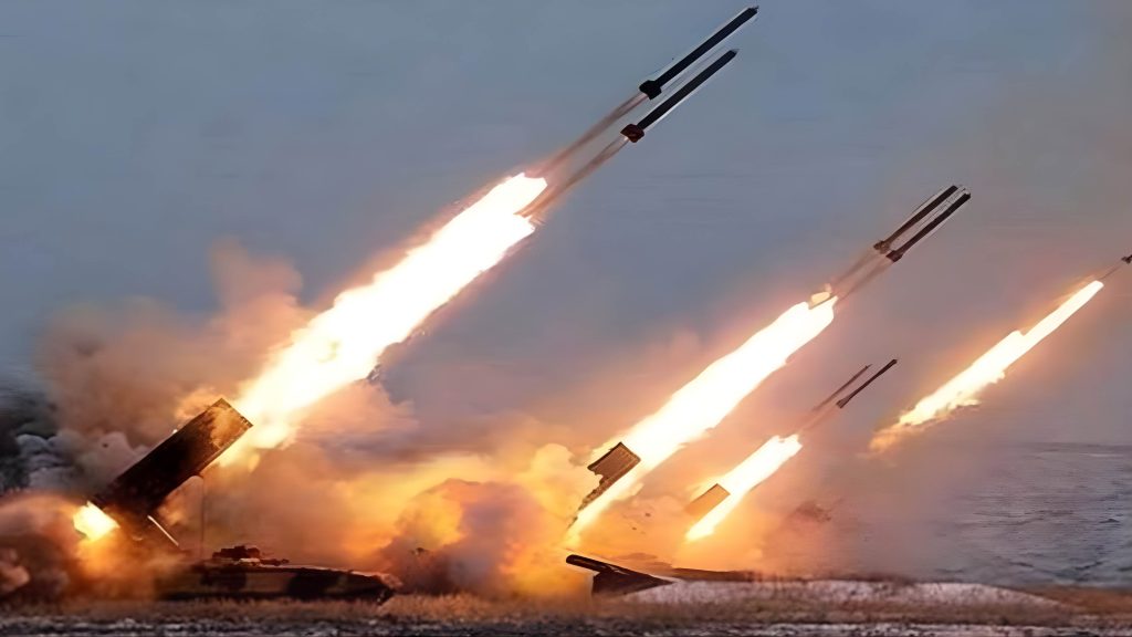 একের পর এক ক্ষেপণাস্ত্রের আঘাত, আতঙ্কে দিশেহারা ইসরাইলিরা