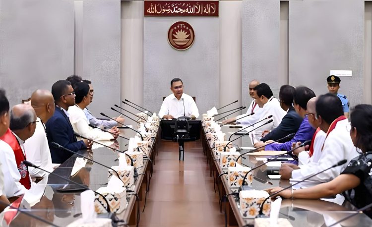 আমরা সব ধর্মের মানুষকে একইরকম ভালোবাসি: প্রধানমন্ত্রী