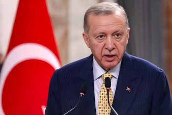 ইসরাইলের বিরুদ্ধে পদক্ষেপ নেওয়ার হুঁশিয়ারি এরদোগানের