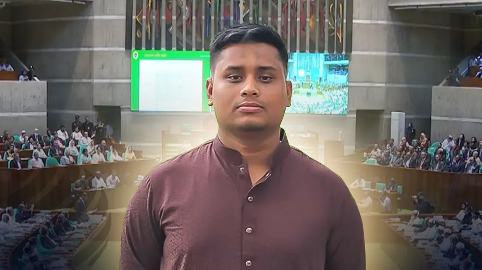 ট্যাক্স-ফ্রি নয়, সরকারি মালিকানাধীন গাড়ি চেয়েছি: হাসনাত আবদুল্লাহ