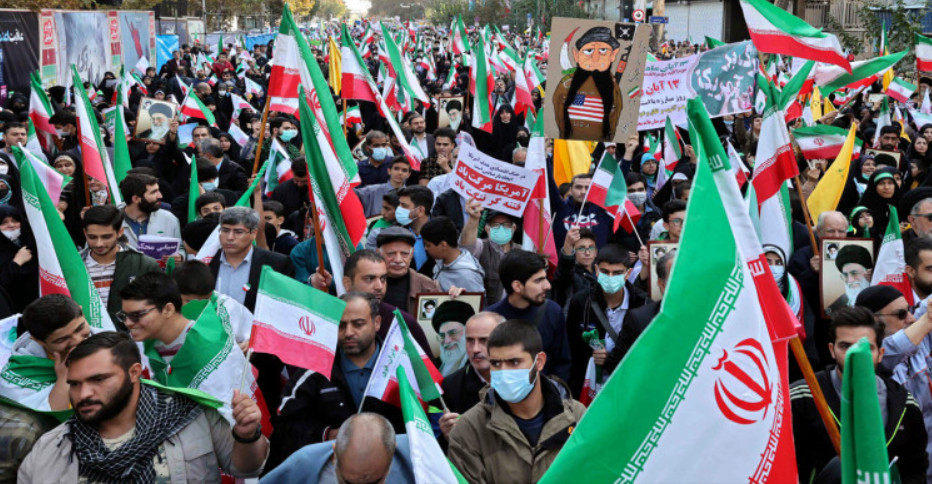 দেশরক্ষায় জীবন দিতে প্রস্তুত দেড় কোটি ইরানি