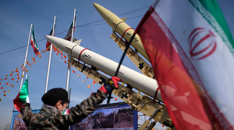 ‘হাতের আঙুল এখনো ট্রিগারে’: যুদ্ধবিরতি নিয়ে ইরানের হুঁশিয়ারি