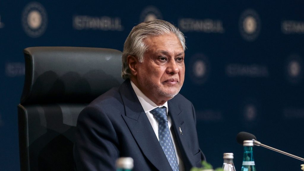 ইরান-আমেরিকা যুদ্ধবিরতি বজায় রাখা অপরিহার্য: পাক পররাষ্ট্রমন্ত্রী