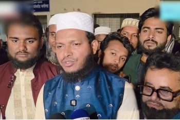 ৮ পাম্প ঘুরেও তেল না পেয়ে বাসে সংসদে এমপি সালাহ উদ্দিন আইউবী