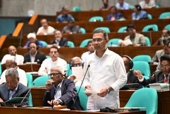 প্রাথমিক শিক্ষার্থীদের বিনামূল্যে স্কুল ড্রেস বিতরণের ঘোষণা প্রধানমন্ত্রীর