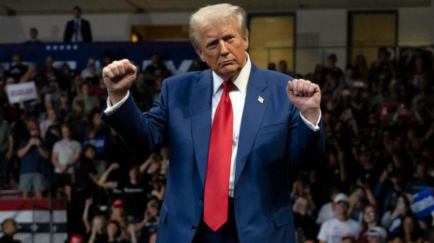 ইরান যুদ্ধে যুক্তরাষ্ট্রের পূর্ণাঙ্গ ও চূড়ান্ত বিজয় অর্জন হয়েছে: দাবি ট্রাম্পের