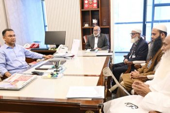 প্রধানমন্ত্রীর সঙ্গে ওয়াকফ প্রশাসকের সাক্ষাৎ