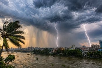 সকালের মধ্যে ৮ বিভাগে কালবৈশাখী ঝড়ের সম্ভাবনা