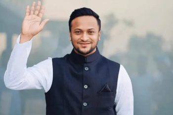 ‘পল্টি দেওয়ার অভ্যাস নেই’, আওয়ামী লীগেই থাকতে চাই: সাকিব