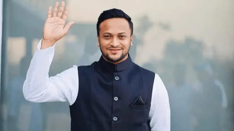 ‘পল্টি দেওয়ার অভ্যাস নেই’, আওয়ামী লীগেই থাকতে চাই: সাকিব