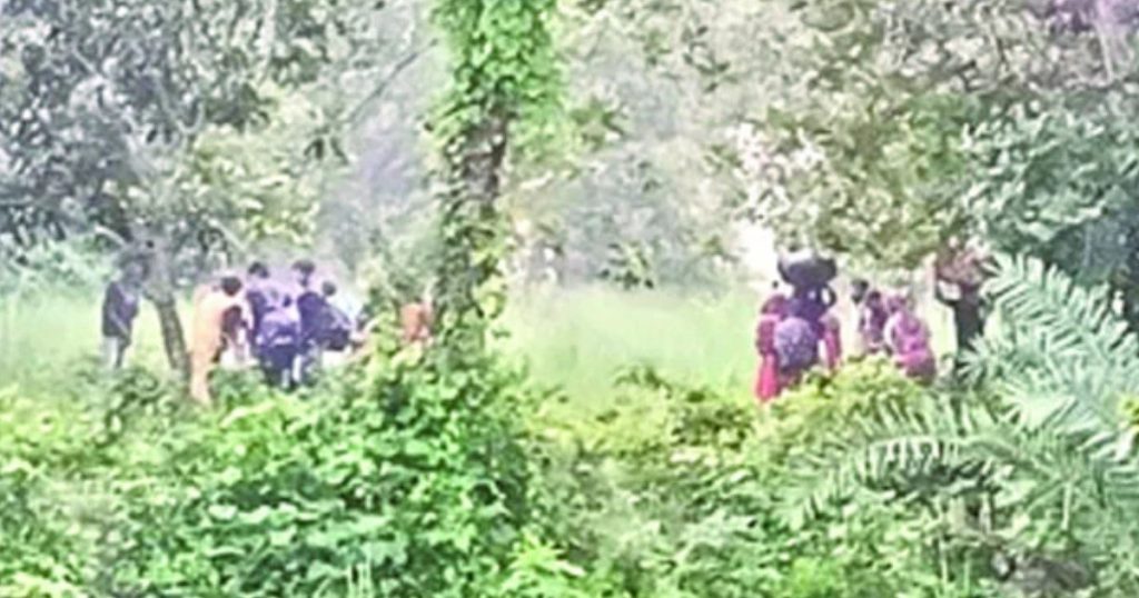 শূন্যরেখা থেকে ভেসে আসছে নারী-শিশুদের কান্নার আওয়াজ