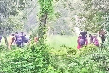 শূন্যরেখা থেকে ভেসে আসছে নারী-শিশুদের কান্নার আওয়াজ