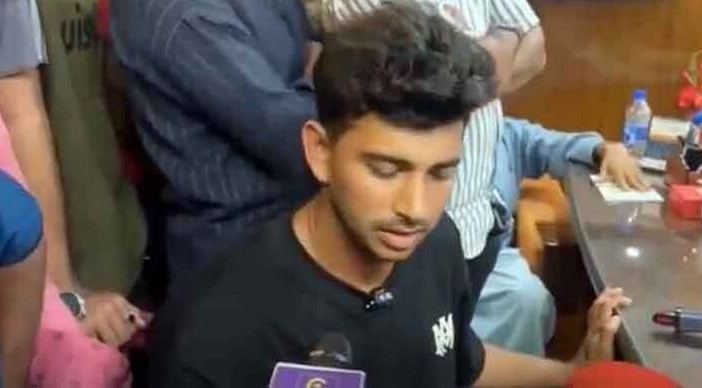 জাতীয় দলের ক্রিকেটার নাঈমকে মারধরের অভিযোগ; তিন পুলিশ সদস্যকে প্রত্যাহার