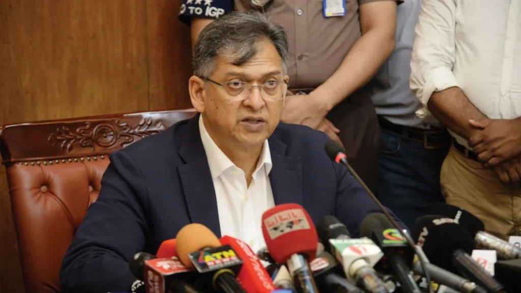 স্বীকৃতি দেওয়ায় পুলিশের মনোবল বাড়বে: স্বরাষ্ট্রমন্ত্রী